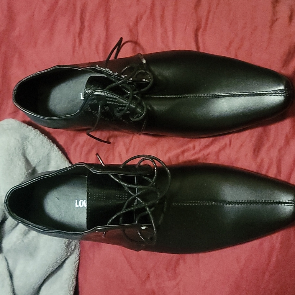 Louis Vuitton mens shoes